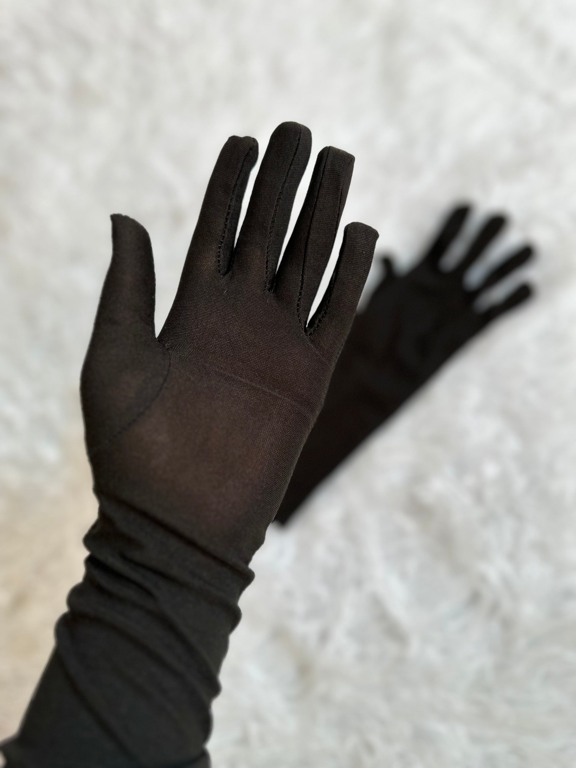 Abaya Hand gloves.